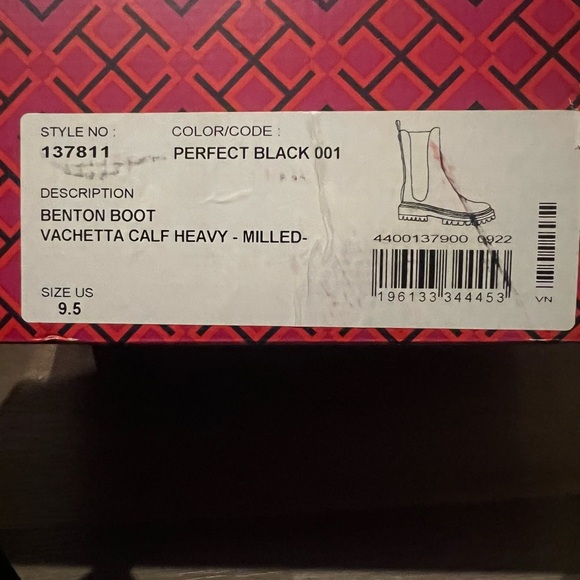 $428 Tory Burch Leather - Benton Boot. Boots in size 9.5 - Picture 5 of 6